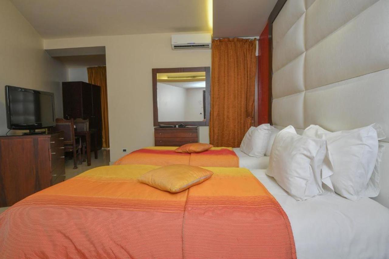 Hollywood Inn Boutique Hotel Jounieh Ngoại thất bức ảnh