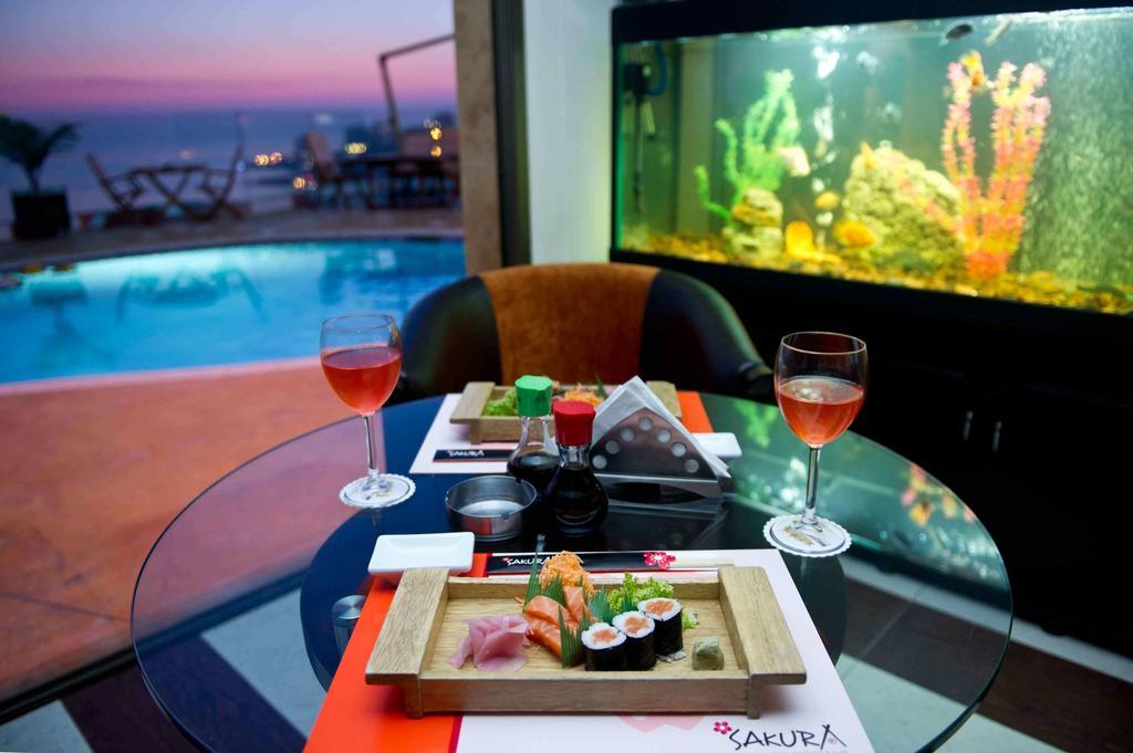 Hollywood Inn Boutique Hotel Jounieh Ngoại thất bức ảnh