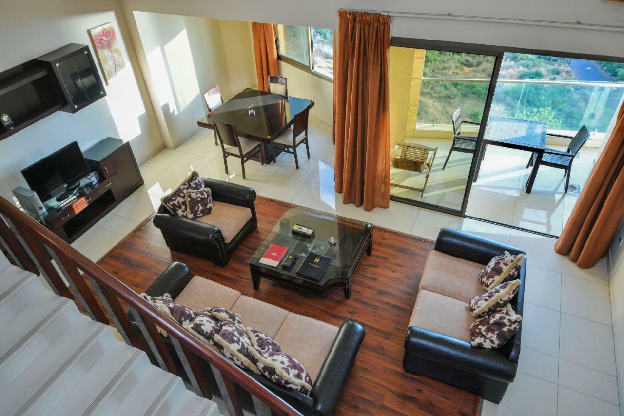 Hollywood Inn Boutique Hotel Jounieh Ngoại thất bức ảnh