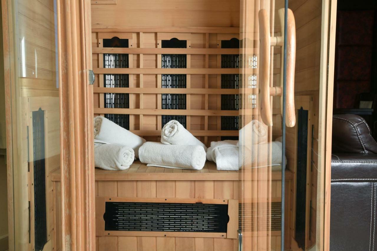 Hollywood Inn Boutique Hotel Jounieh Ngoại thất bức ảnh