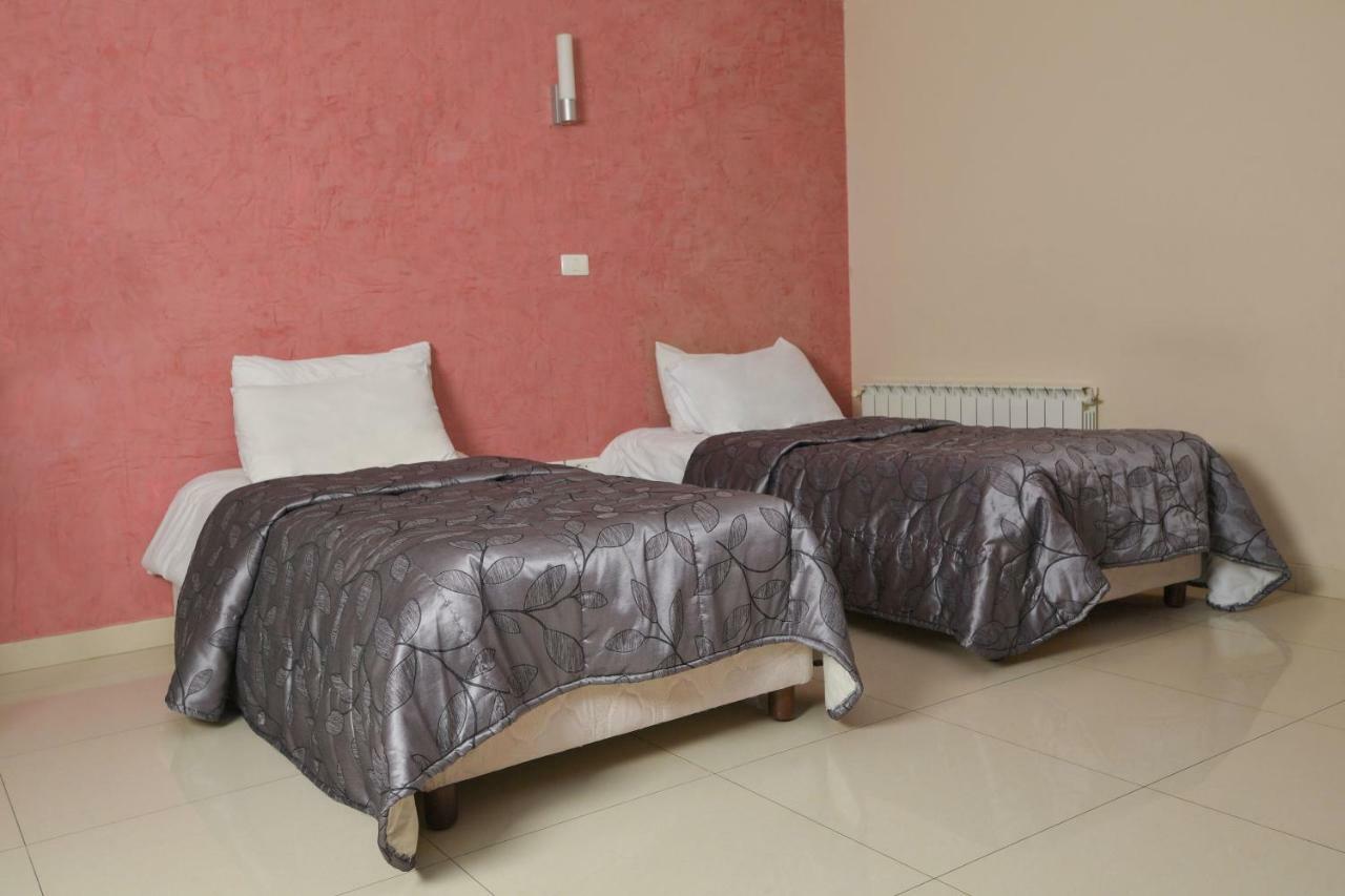 Hollywood Inn Boutique Hotel Jounieh Ngoại thất bức ảnh