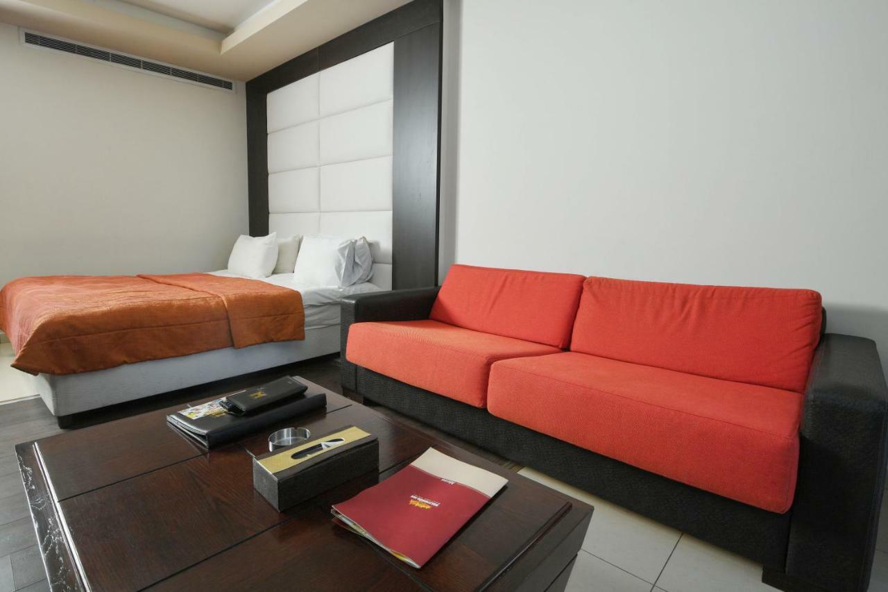 Hollywood Inn Boutique Hotel Jounieh Ngoại thất bức ảnh